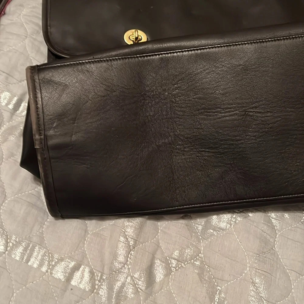 DOUBLE FLAP~LG NICE👍TOTE~ GIFT~BLACK~GOLD HARDWARE~ - Picture 7 of 8
